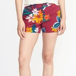 Mid Rise Old Navy Women's Shorts Size 4 Cotton Rise 9" in Flowers Leafs Pockets